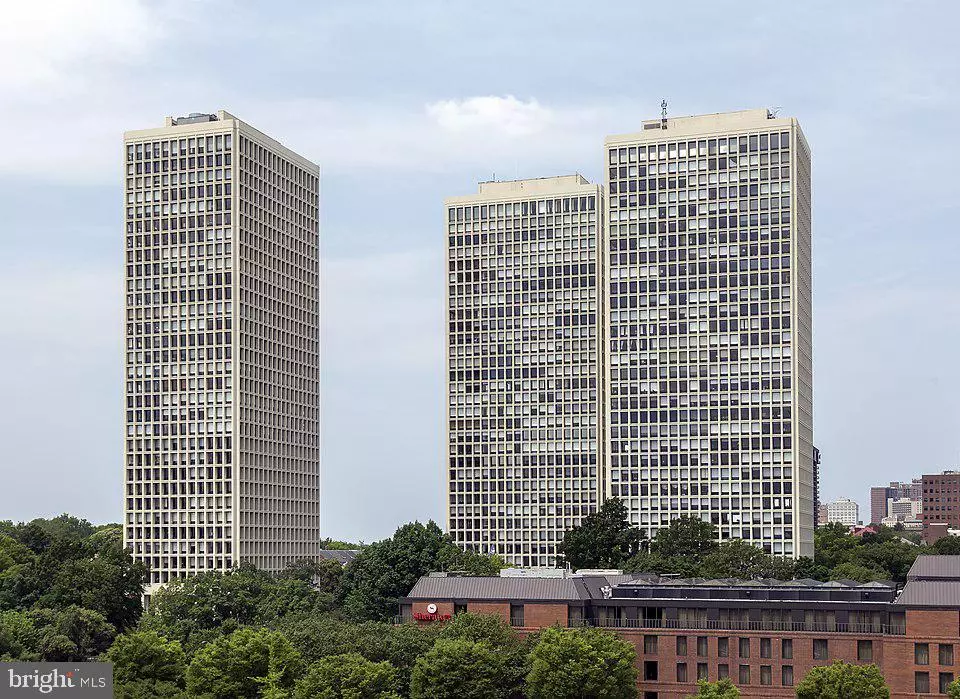 Philadelphia, PA 19106,210 LOCUST STREET #7BW