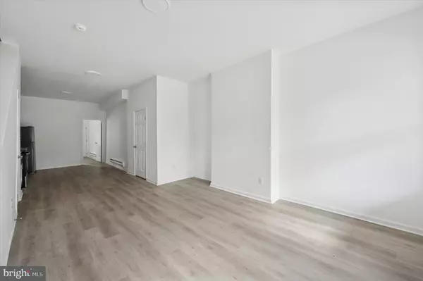 Philadelphia, PA 19104,4241 MANTUA AVE