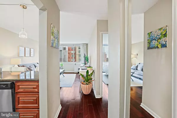 Rockville, MD 20852,11801 ROCKVILLE PIKE #1109