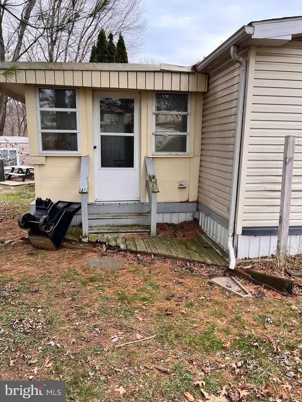 Gap, PA 17527,751 WILLOW LN