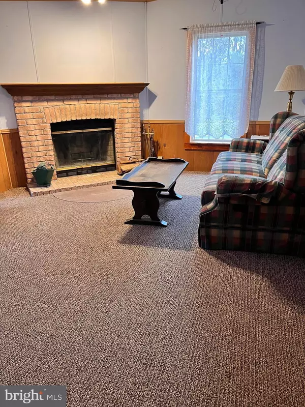 Gap, PA 17527,751 WILLOW LN