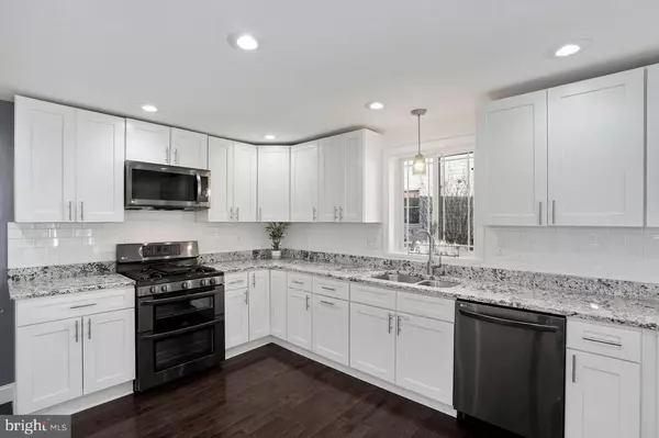 Falls Church, VA 22042,2809 BOLLING RD