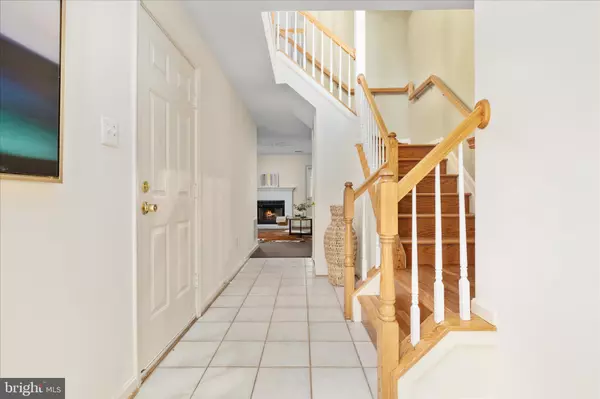 Centreville, VA 20121,6272 CLAY PIPE CT