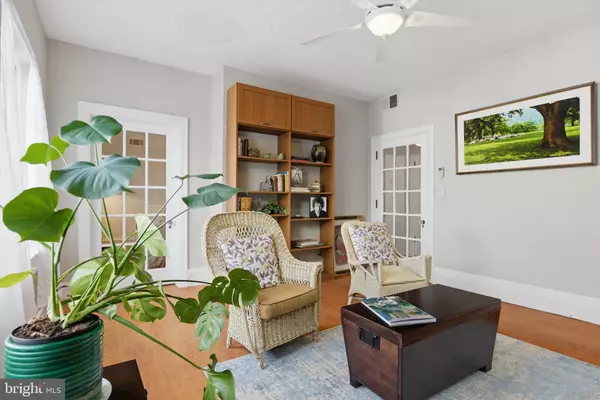 Baltimore, MD 21210,230 STONY RUN LN #4F