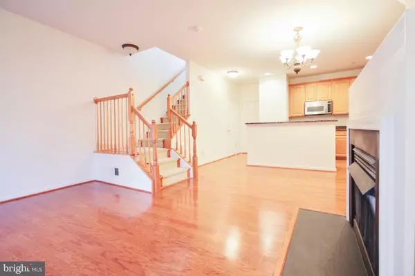 Fairfax, VA 22033,4479-A BEACON GROVE CIR #807A