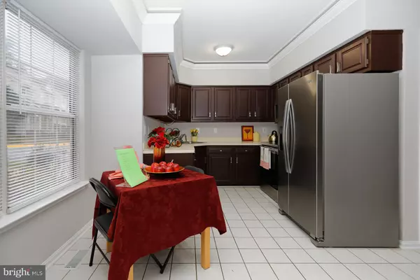 Dumfries, VA 22025,15661 MONTVIEW DR