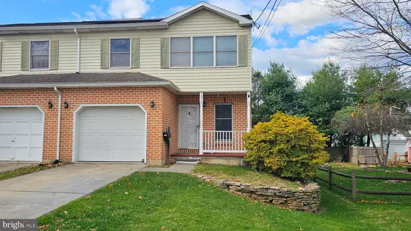 1036 1ST AVE, Hellertown, PA 18055