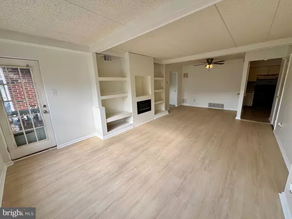 Elkins Park, PA 19027,703 VALLEY GLEN RD #CONDO 274