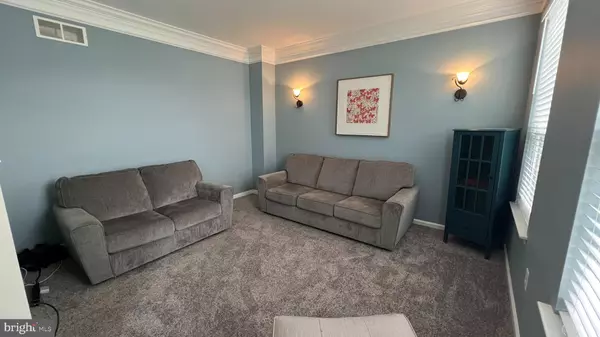 Williamstown, NJ 08094,415 STOCKTON LOOP