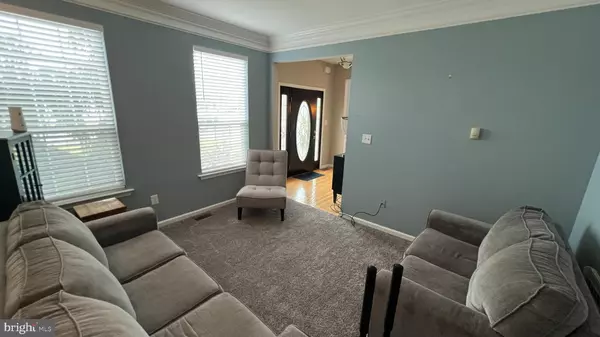 Williamstown, NJ 08094,415 STOCKTON LOOP