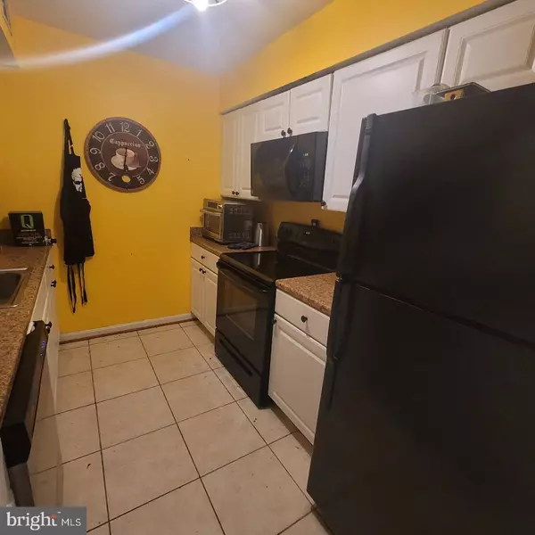 Clifton, VA 20124,5842 ORCHARD HILL CT #5842