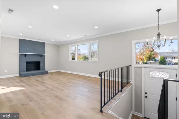 Alexandria, VA 22311,5527 BOUFFANT BLVD