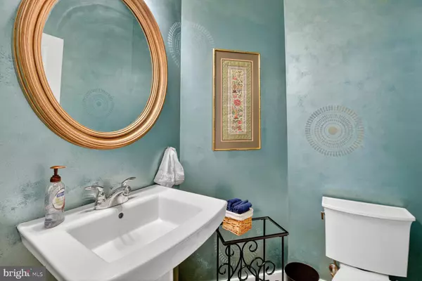 Silver Spring, MD 20910,2601 HUME DR