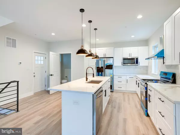 Philadelphia, PA 19125,630 MOYER