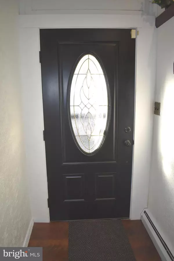 Philadelphia, PA 19145,1823 S 17TH ST