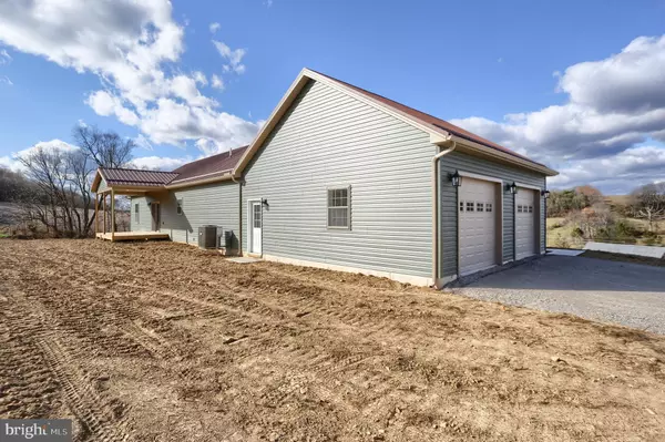 Thompsontown, PA 17094,8402 RT 235