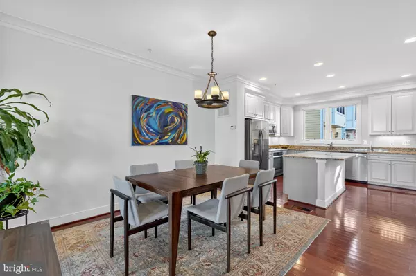 Alexandria, VA 22314,908 MONTGOMERY ST