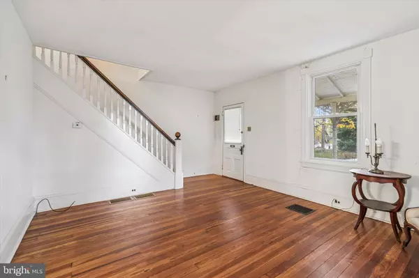 Wyndmoor, PA 19038,7823 FLOURTOWN AVE