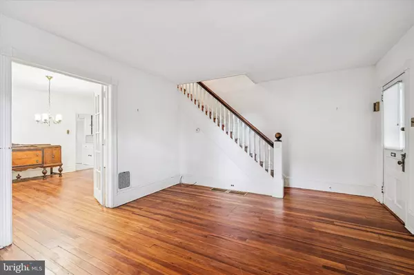 Wyndmoor, PA 19038,7823 FLOURTOWN AVE