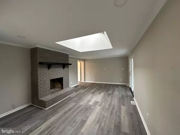 Clementon, NJ 08021,26 SHERRI WAY