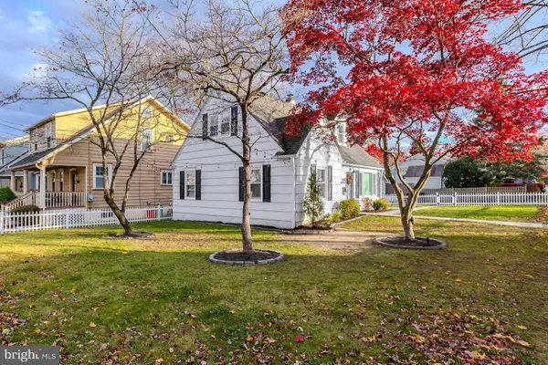 Haddonfield, NJ 08033,225 SPRUCE ST