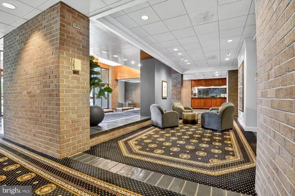 Mclean, VA 22102,1800 OLD MEADOW RD #1415