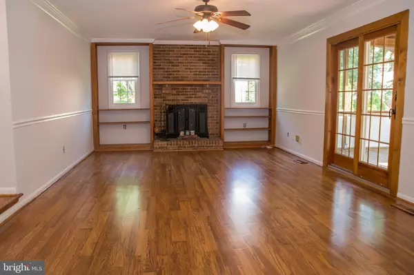 Burke, VA 22015,6015 BURNSIDE LANDING DR