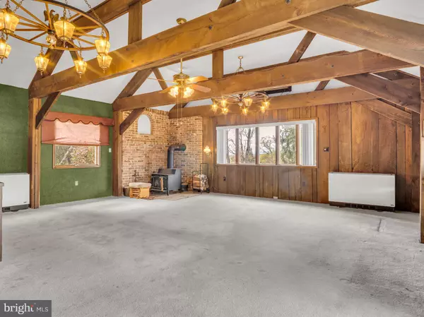 Carlisle, PA 17013,14 GARDEN DRIVE