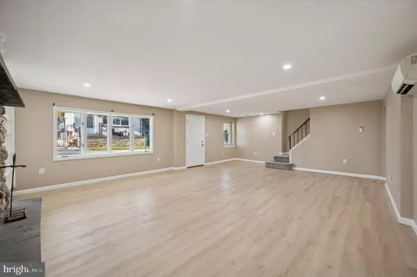 Bridgeport, PA 19405,715 BRADLEY ST