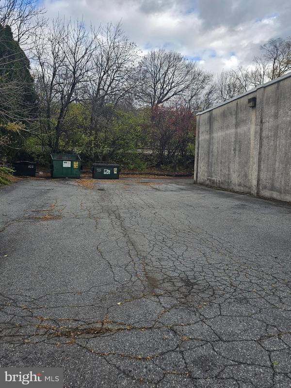 Reading, PA 19605,3201 POTTSVILLE PIKE