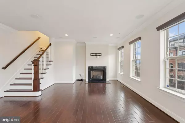 Oxon Hill, MD 20745,608 FAIR WINDS WAY #262A