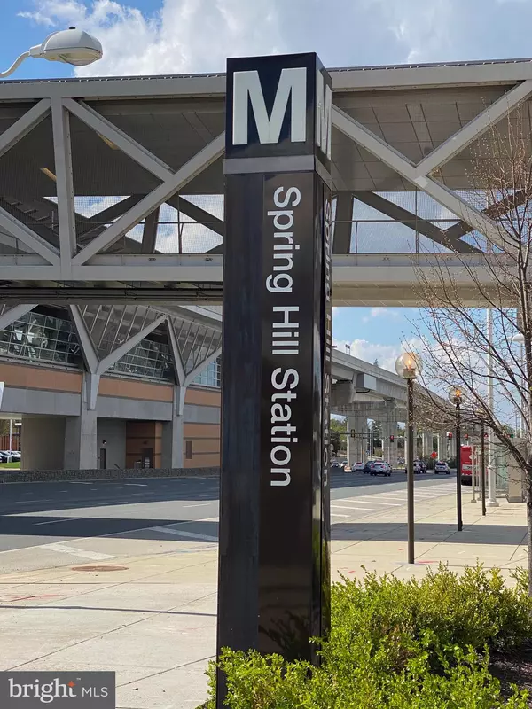 Mclean, VA 22102,8350 GREENSBORO DR #807