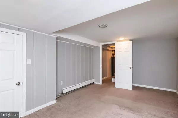 Baltimore, MD 21211,3321 ELM AVE