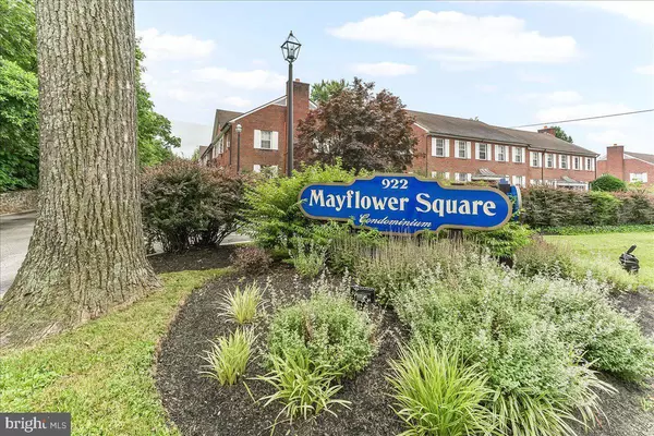 Bryn Mawr, PA 19010,922 W MONTGOMERY AVE #B-2