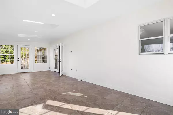 West Chester, PA 19382,1185 W STREET RD