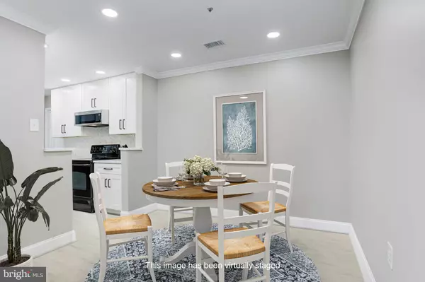 Alexandria, VA 22304,273 S PICKETT ST S #101