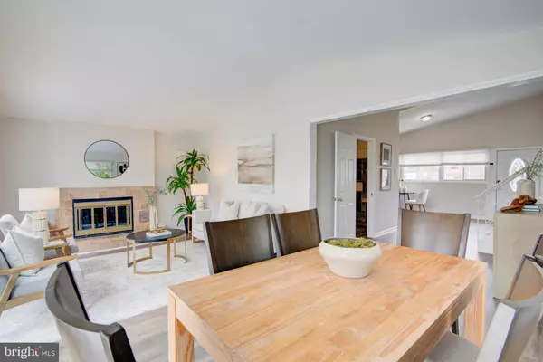 Alexandria, VA 22310,4103 IVANHOE LN