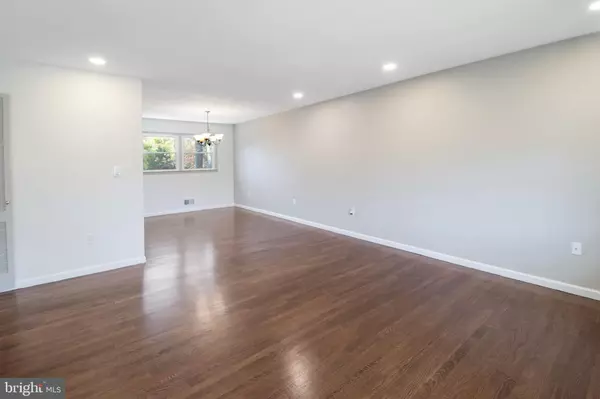 Lawrence Township, NJ 08648,155 FRANKLIN CORNER