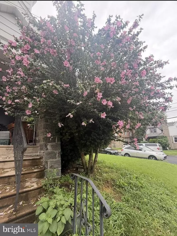 Upper Darby, PA 19082,7226 PENARTH AVE