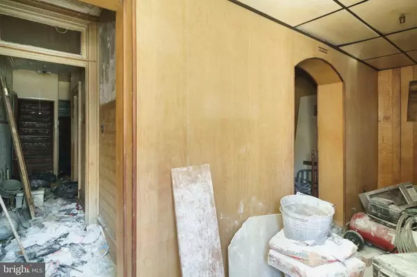 Philadelphia, PA 19104,701 N 42ND ST