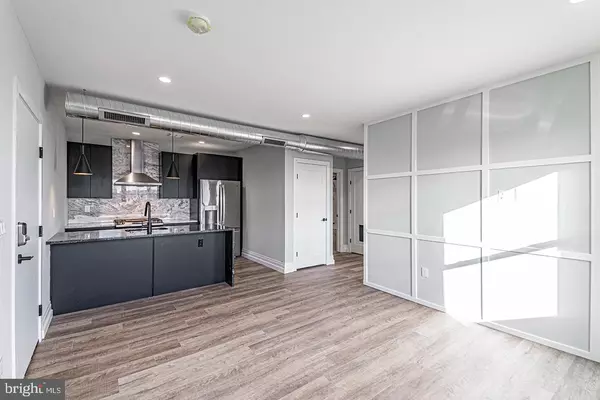 Philadelphia, PA 19123,526 BROWN ST #UNIT 205