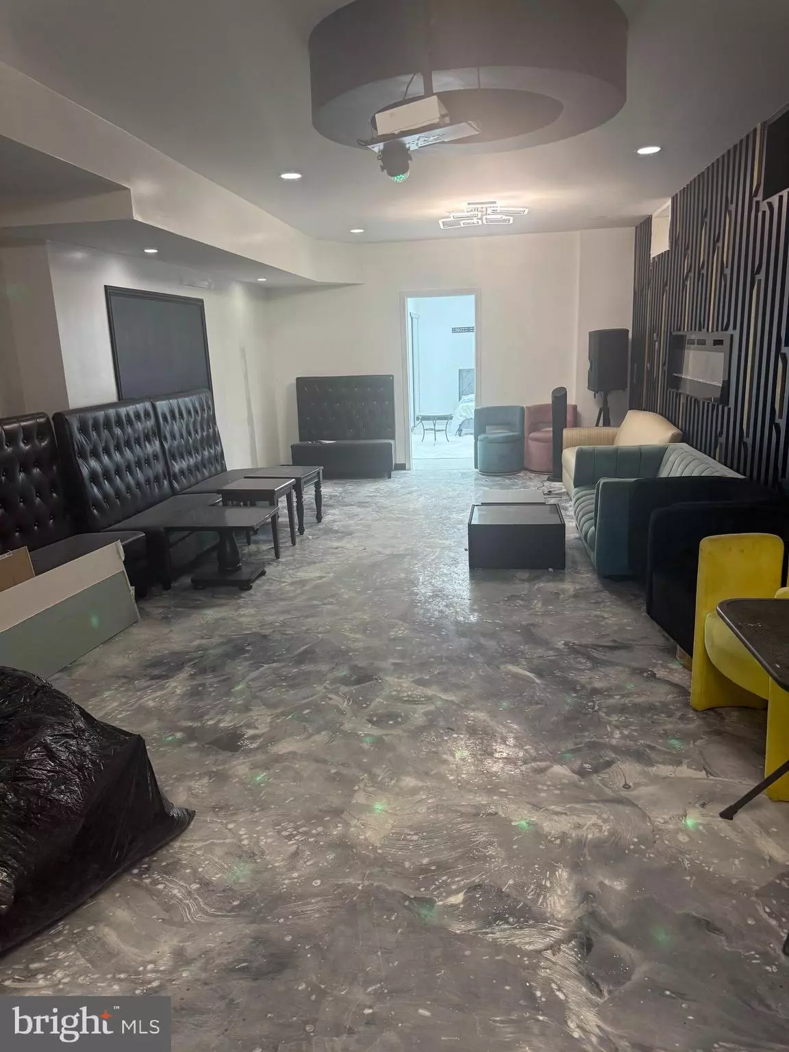 Glenn Dale, MD 20769,6019 ARMAAN DR