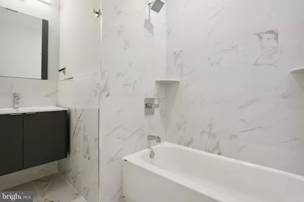 Philadelphia, PA 19125,2125 E NORRIS ST #4