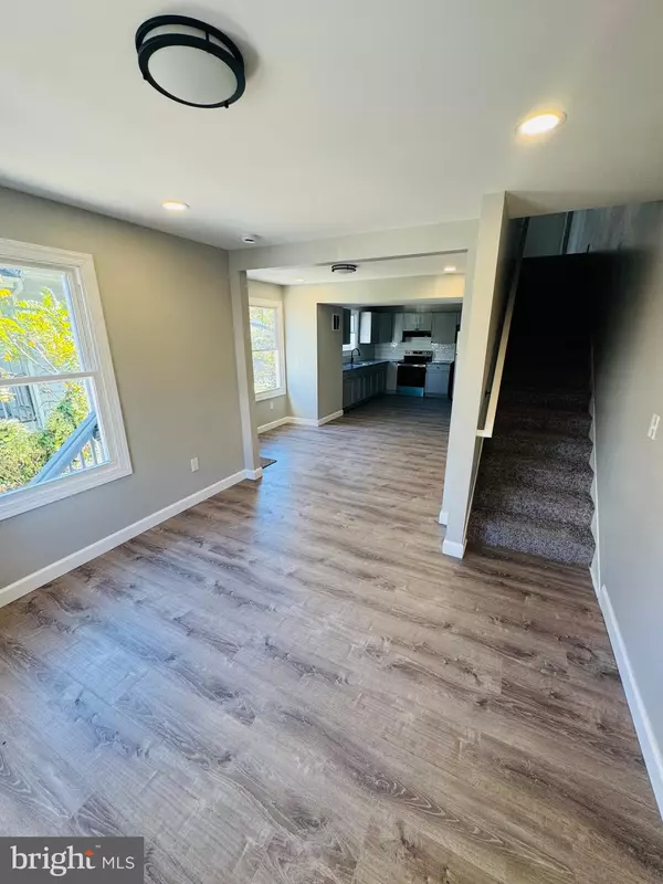 Millville, NJ 08332,329 E BROAD ST