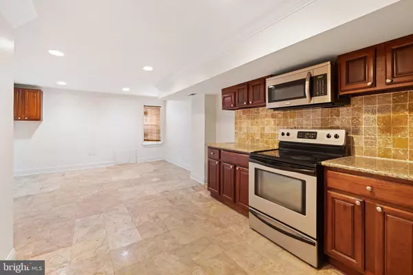 Philadelphia, PA 19121,1729 FONTAIN ST #1