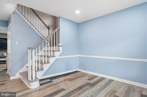 Fairless Hills, PA 19030,5 FOXFERN DR