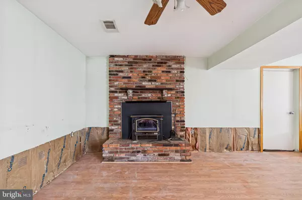 Harmans, MD 21077,7518 HARMANS RD