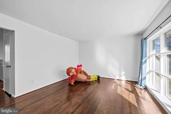 Hyattsville, MD 20784,8416 RAVENSWOOD ROAD