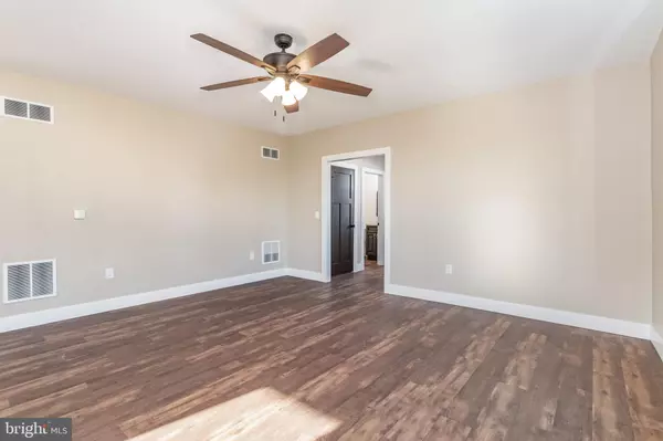 Wellsville, PA 17365,15 CARROLL ST