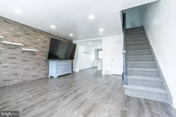 Philadelphia, PA 19135,6606 ALGARD ST